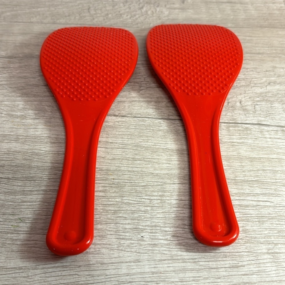 Red Rice Spoon, Plastic - Picture 2 of 3